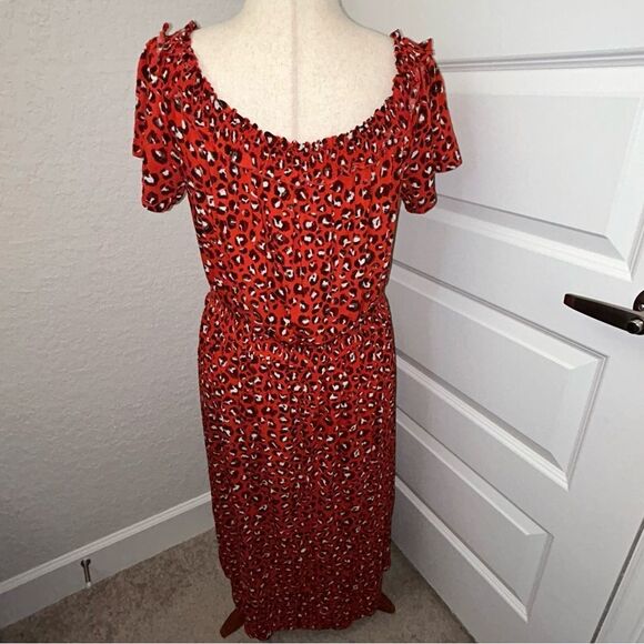 A New Day Animal Print Smocked Short Sleeve Midi Dress - Picture 3 of 11